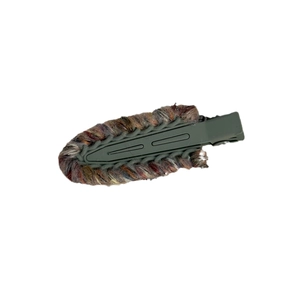 Barrette à cheveux douce en laine tricotée aux couleurs rétro avec structure bec de canard