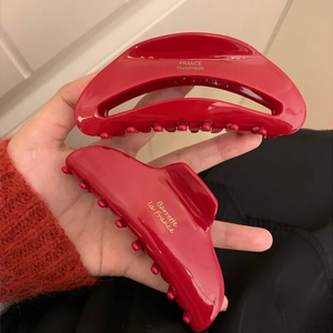 Pinces à Cheveux Élégantes en Acétate Rouge Style Français Grandes Pinces avec Lettrage Doré pour Accessoires de Cheveux Femme