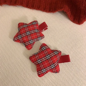 Cute red plaid star hair clips for Christmas and New Year festive hair accessories