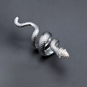 Silver snake-shaped alloy ring featuring realistic scale engraving and punk spiral design