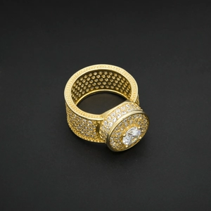 Classic gold hip hop ring with round center zircon and iced out cubic zirconia stones