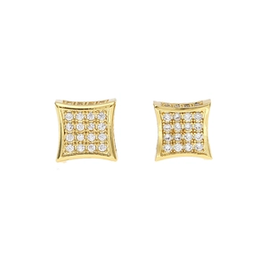Détail de boucles d'oreilles hip hop carrées en or avec pavé de zircons étincelants