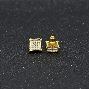 Boucles d'oreilles carrées dorées style hip hop avec pavé de zircone pour hommes