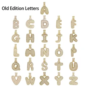 Lot de 26 pendentifs lettres hip hop plaqués or et argent avec zircons cubiques