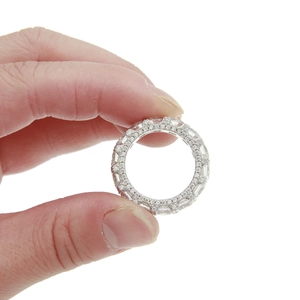 Anello eternity da uomo placcato oro 18K con pietre di zirconia AAA ovali incastonate