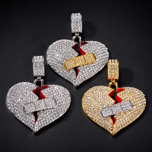 Collana con Pendente a Cuore Infranto Hip Hop Iced Out Gioielli in Lega e Strass Con Catena a Corda in Acciaio Inossidabile