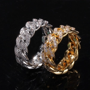 Set di anelli hip hop a maglia cubana in oro e argento con pavé di zirconi cubici