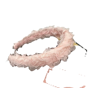 Serre-tête en dentelle rose clair avec texture de maille florale et design large épais