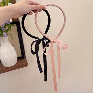 Lot de serre-têtes fins roses et noirs avec de longs rubans en satin élégants