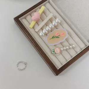 French cream tulip and pearl heart hair clip 5-piece set with chain ring in velvet box