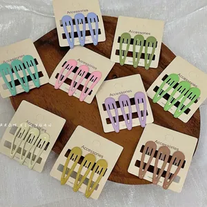 Lot de 3 mini barrettes à cheveux colorées style macaron sur cartes de présentation crème