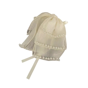 Pince à cheveux élégante avec nœud en perles et organza blanc crème de style français