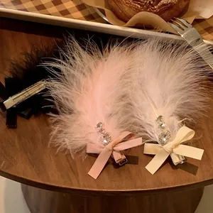 Elegant French Vintage Bow Feather Hair Clip For Women Ostrich Feather Duckbill Clip With Rhinestone Heart Hair Accessories