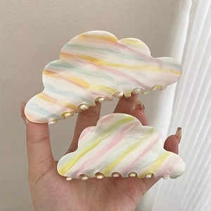 Pinces à cheveux en acétate en forme de nuage avec texture marbrée colorée en deux tailles