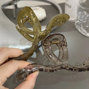 Pinces à cheveux françaises minimalistes en résine vert olive et gris fumé pour femmes