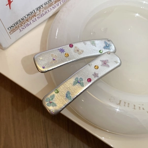 Pince à Cheveux Papillon Strass Argent Style Millénium pour Femmes Barrettes Latérales Tendance Filles Accessoires Cheveux Décoratifs