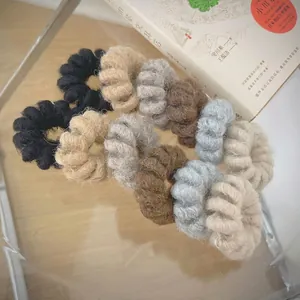 Élastiques à Cheveux Ligne Téléphonique en Peluche pour Femmes Automne Hiver Fil de Tricot Scrunchies Spirale Élastiques