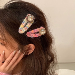 Chic knitted hair clips with square rhinestones for women, stylish side fringe accessory