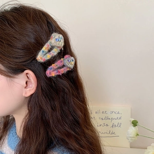 Lot de deux pinces à cheveux cœur en peluche avec strass brillants en rose et jaune