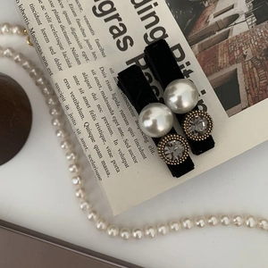 Elegant French vintage black velvet hair clips with large pearls and sparkling rhinestones