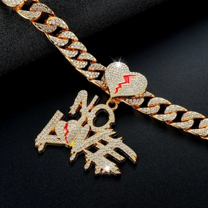 Hip hop gouden Cubaanse ketting met NO LOVE letter hanger en glinsterende steentjes
