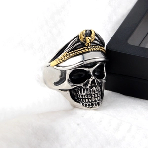 Punk style skull ring featuring military cap with eagle crest and vintage silver finish