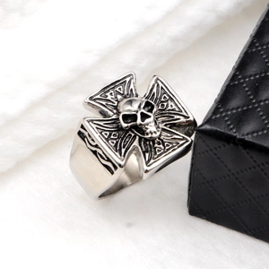 Anello teschio e croce stile punk gotico in acciaio inossidabile argento vintage