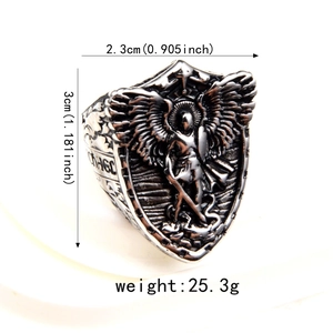 Detailed view of vintage archangel shield ring with size and weight measurements