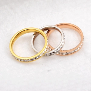 Anelli eternity stile hiphop con strass in oro, argento e oro rosa