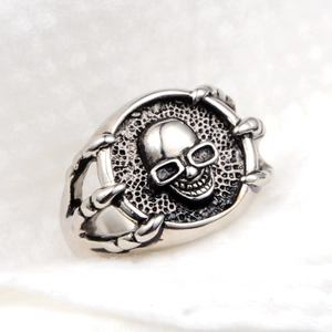 Vintage Punk Stainless Steel Skull Ring Men Women Skeleton Wearing Sunglasses Dragon Claw Gothic Rock Biker Jewelry Antique Silver Band Ring