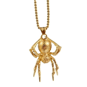 Polished gold stainless steel spider pendant necklace with detailed punk box chain