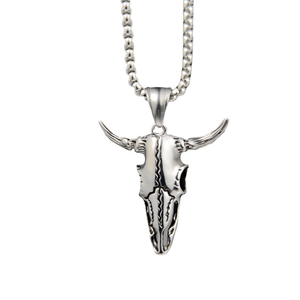 Retro punk bull skull pendant necklace in silver stainless steel for men's fashion