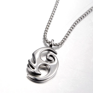 Hip-hop style titanium steel necklace with a flame totem pendant and round box chain link
