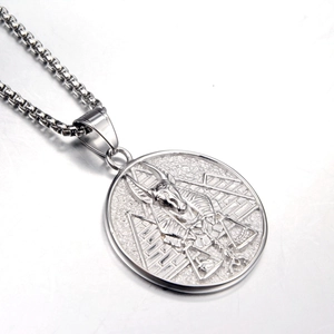 Hip hop silver stainless steel round pendant necklace with Anubis and pyramid engraving