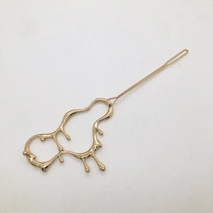 Vintage irregular liquid metal hair clip in polished gold plating for women's hairstyles