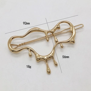 Irregular liquid gold alloy frog clip hair accessory with 92mm length and metal finish