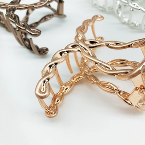 Elegant woven metal hair claw clip in rose gold and silver finish for women hair styling