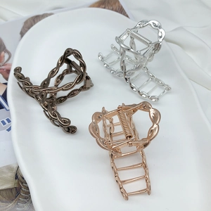 Three premium hollow chain metal claw clips in bronze, silver and rose gold finishes