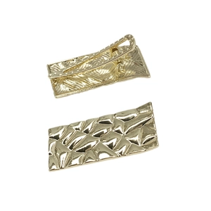 Lot de deux barrettes à cheveux dorées rectangulaires avec surface géométrique et anti-glisse