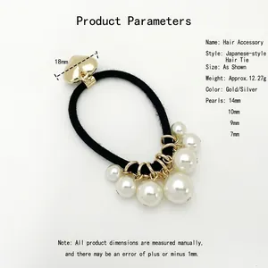 Élastique cheveux style japonais avec cœur doré 18mm et perles artificielles noires