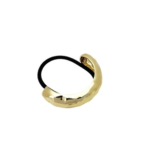 Minimalist gold hammered metal hair tie with high elasticity black rubber band for women