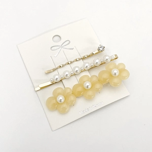 Dreiteiliges koreanisches Blumen-Haarspangen-Set mit Perlen und Goldakzenten
