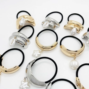 Ensemble d'élastiques à cheveux demi-cercle en alliage doré et argenté avec perles et coquillages