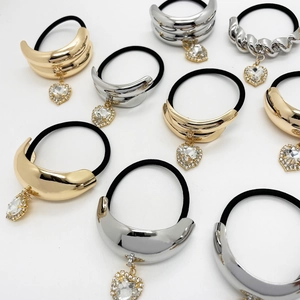 Chic zinc alloy ponytail holders with gold and silver metal rings and crystal heart charms