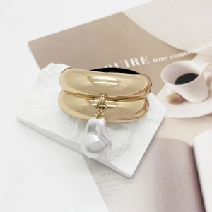 Élastique à cheveux minimaliste doré avec perle baroque élégante pour femmes