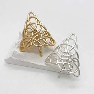Vintage Alloy Celtic Knot Hair Hook Elastic Band For Women Japanese Hollow Triangle Ponytail Holder Matte Metal Hair Accessory