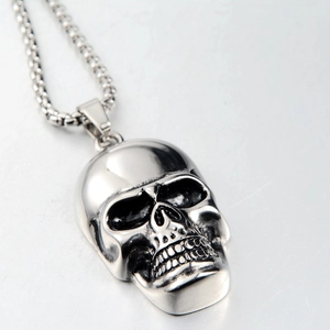 Collana con Ciondolo a Teschio Gothic Punk per Uomo Donna in Acciaio Inossidabile Lucidato Ossidato Gioielli Hip Hop Regalo di Halloween