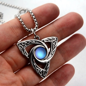 Collier nœud celtique Triquetra argenté vintage avec pierre de lune bleue et chaîne