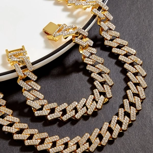 Luxus Hip-Hop Iced Out Panzerkette Halskette und Armband Set mit klaren Kristallen