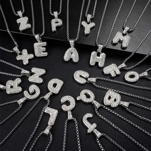 Collana con Pendente a Lettera Iniziale Hip Hop Iced Out in Lega di Zinco con Strass a Girocollo per Uomo Donna Gioielli